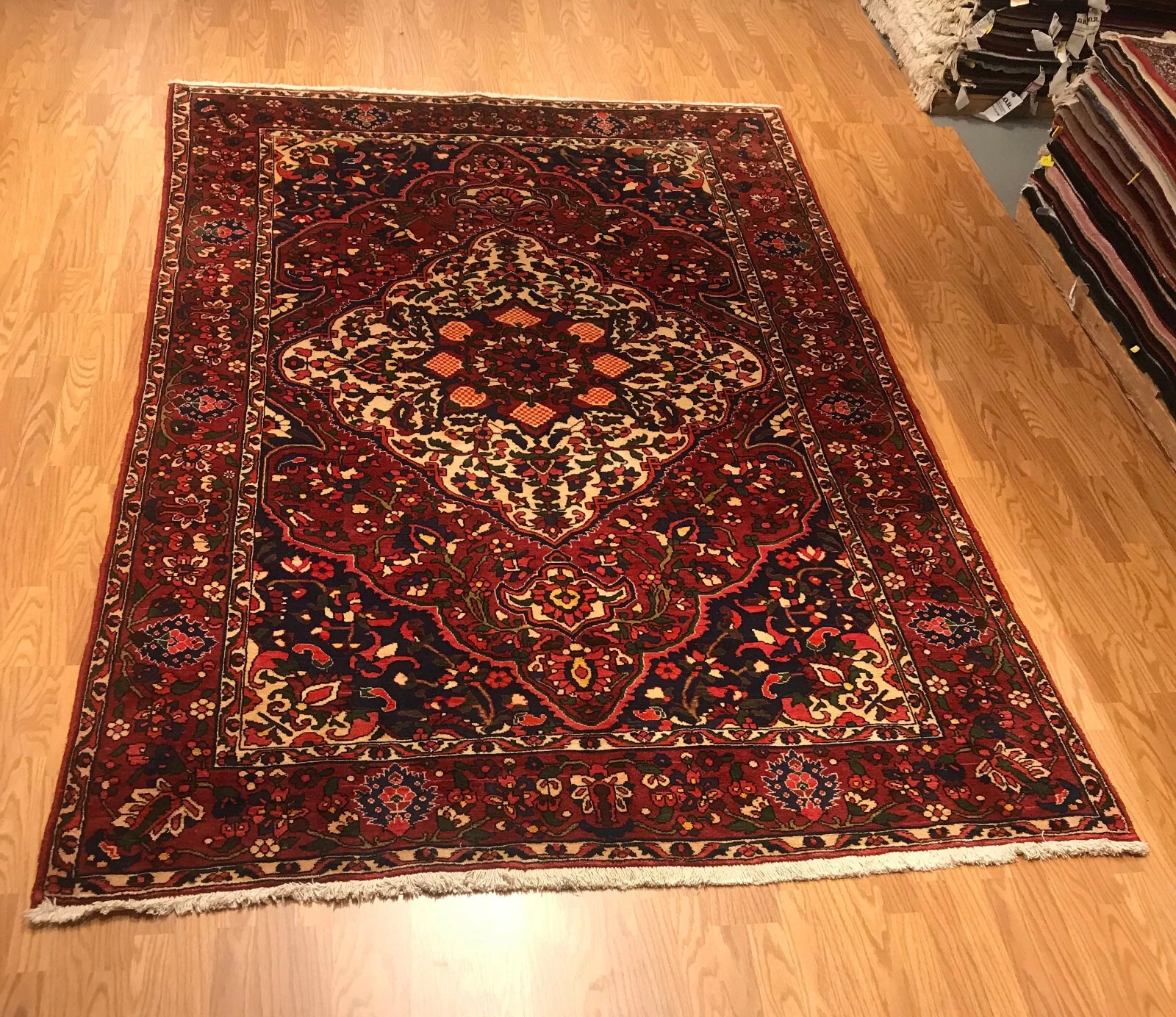 6.11 x 10.9 Vintage 100% Wool Hand Knotted Area Rug