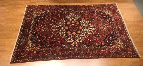 6.11 x 10.9 Vintage 100% Wool Hand Knotted Area Rug
