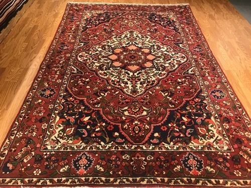 6.11 x 10.9 Vintage 100% Wool Hand Knotted Area Rug