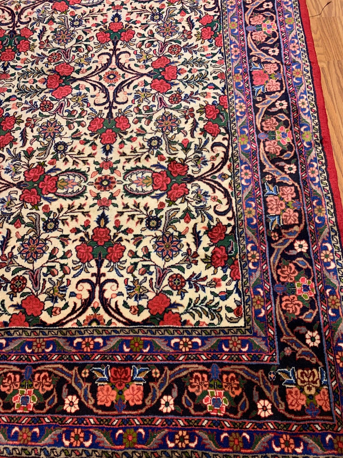 7 x 9.10 Vintage Hand Knotted 100% Wool Vegetable Dye Area Rug