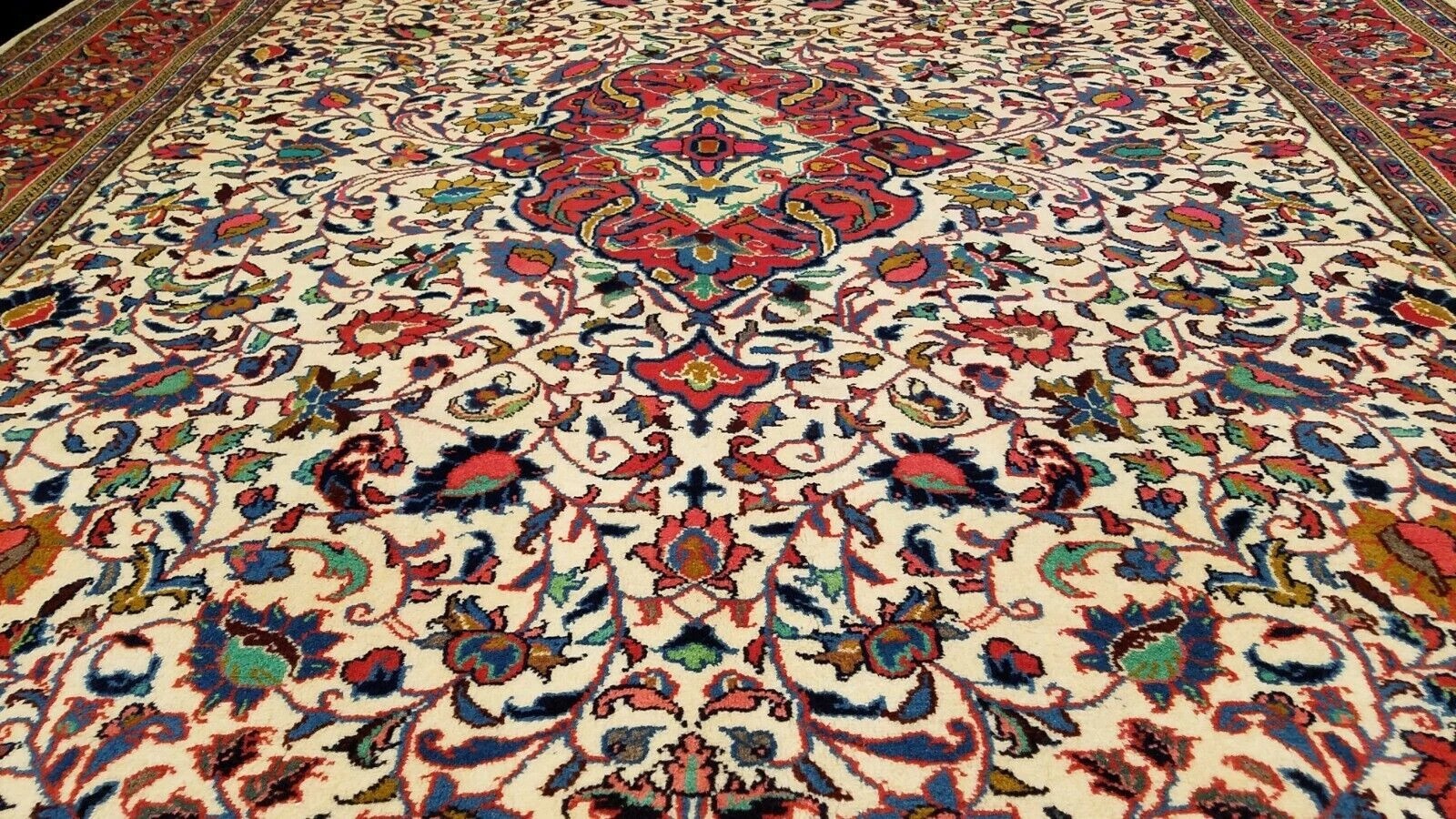 6.9 x 9.8 Vintage Hand Knotted 100% Wool Vegetable Dye Area Rug