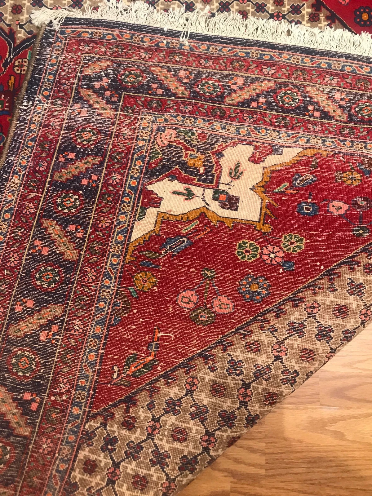 7 x 10.4 Vintage 100% Wool Hand Knotted Area Rug