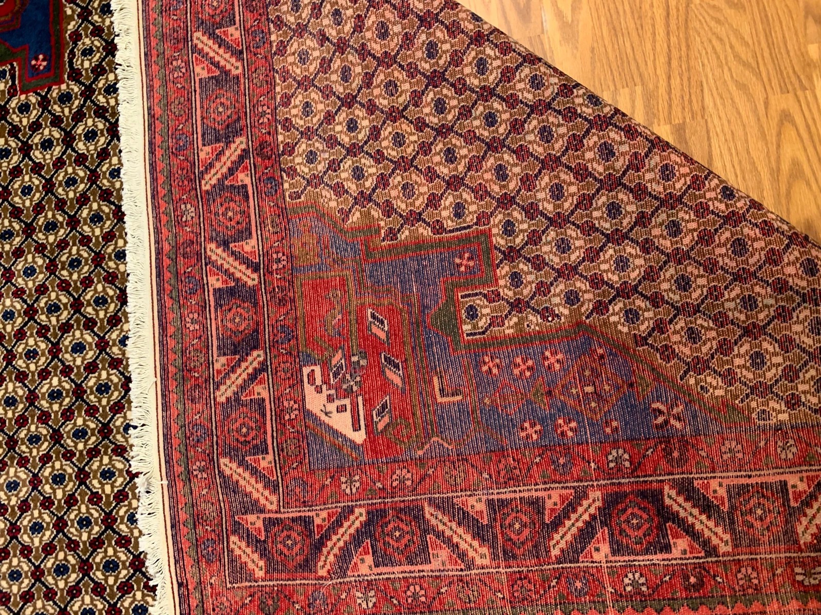 6.11 x 9.9 Vintage Hand Knotted 100% Wool Vegetable Dye Area Rug