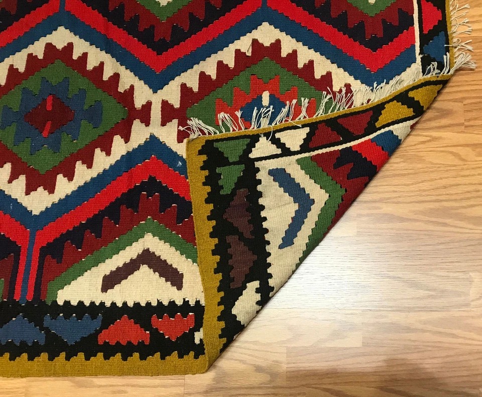 3.3 x 5.4 Kilim 100% Wool Hand Knotted Area Rug