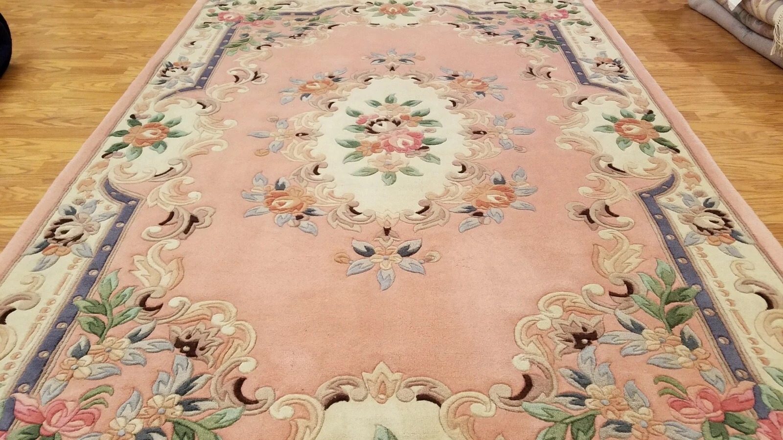 6 x 9 Hand Knotted French Aubusson 100% wool Area rug