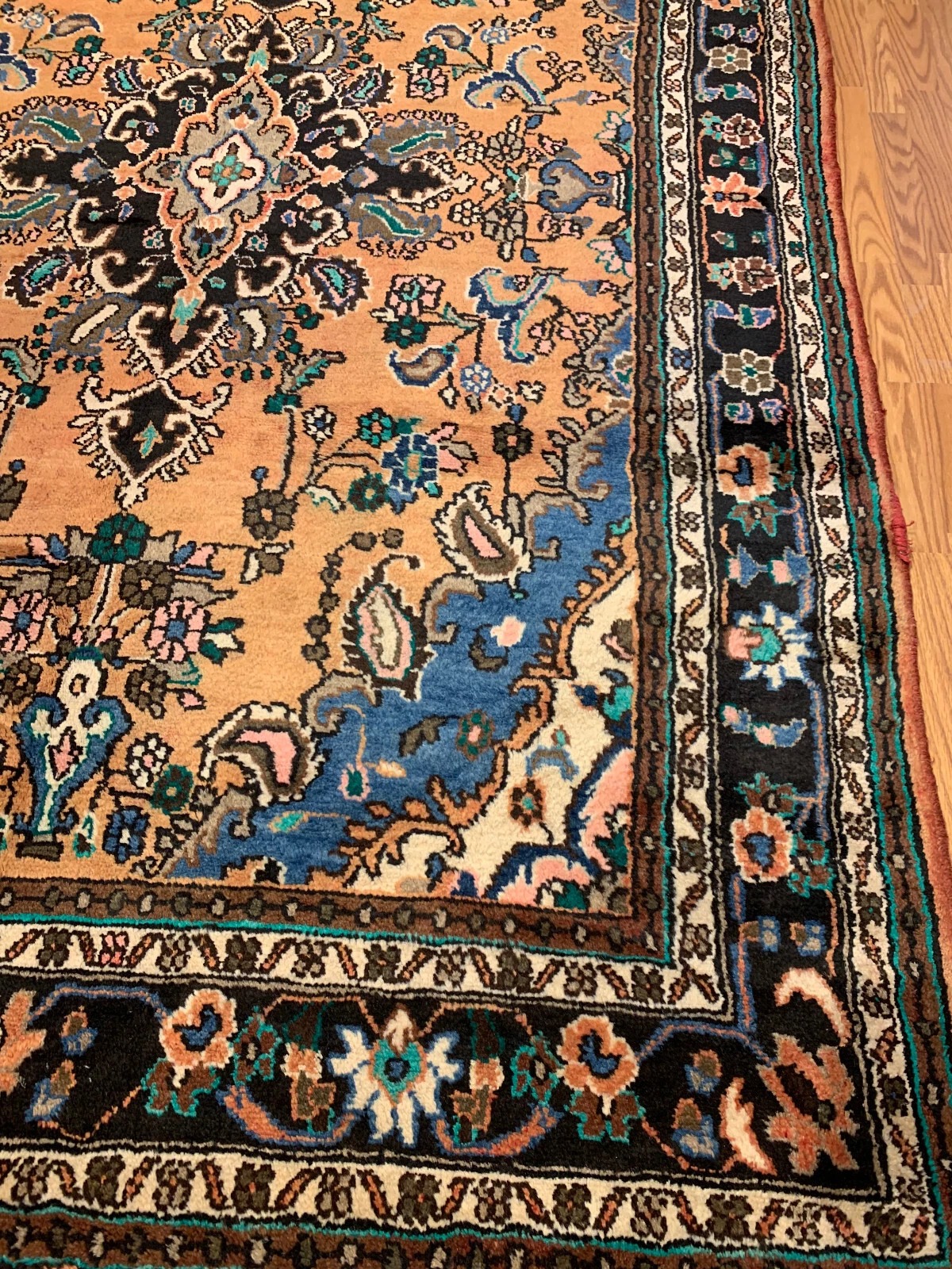 6.7 x 9.11 Vintage Hand Knotted 100% Wool Vegetable Dye Area Rug