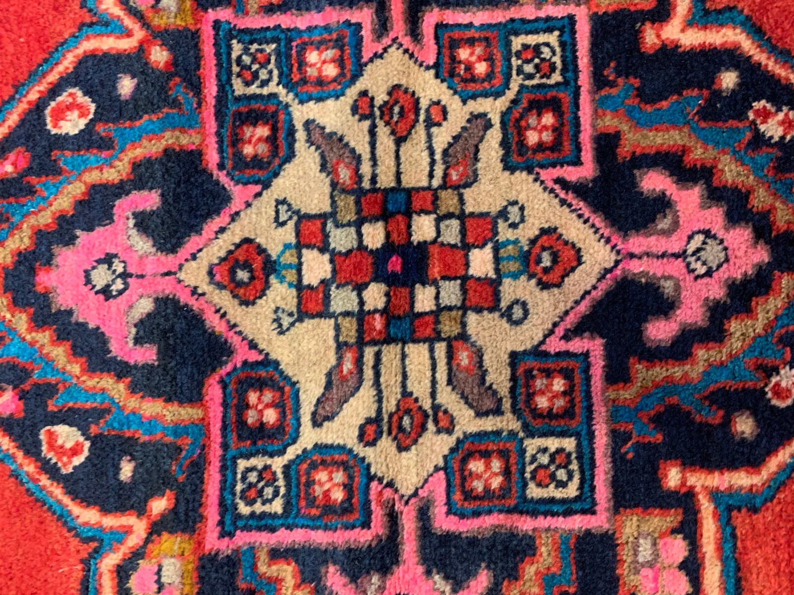 4'10" X 6'3 Tribal Hand woven 100% Wool Veg Dye