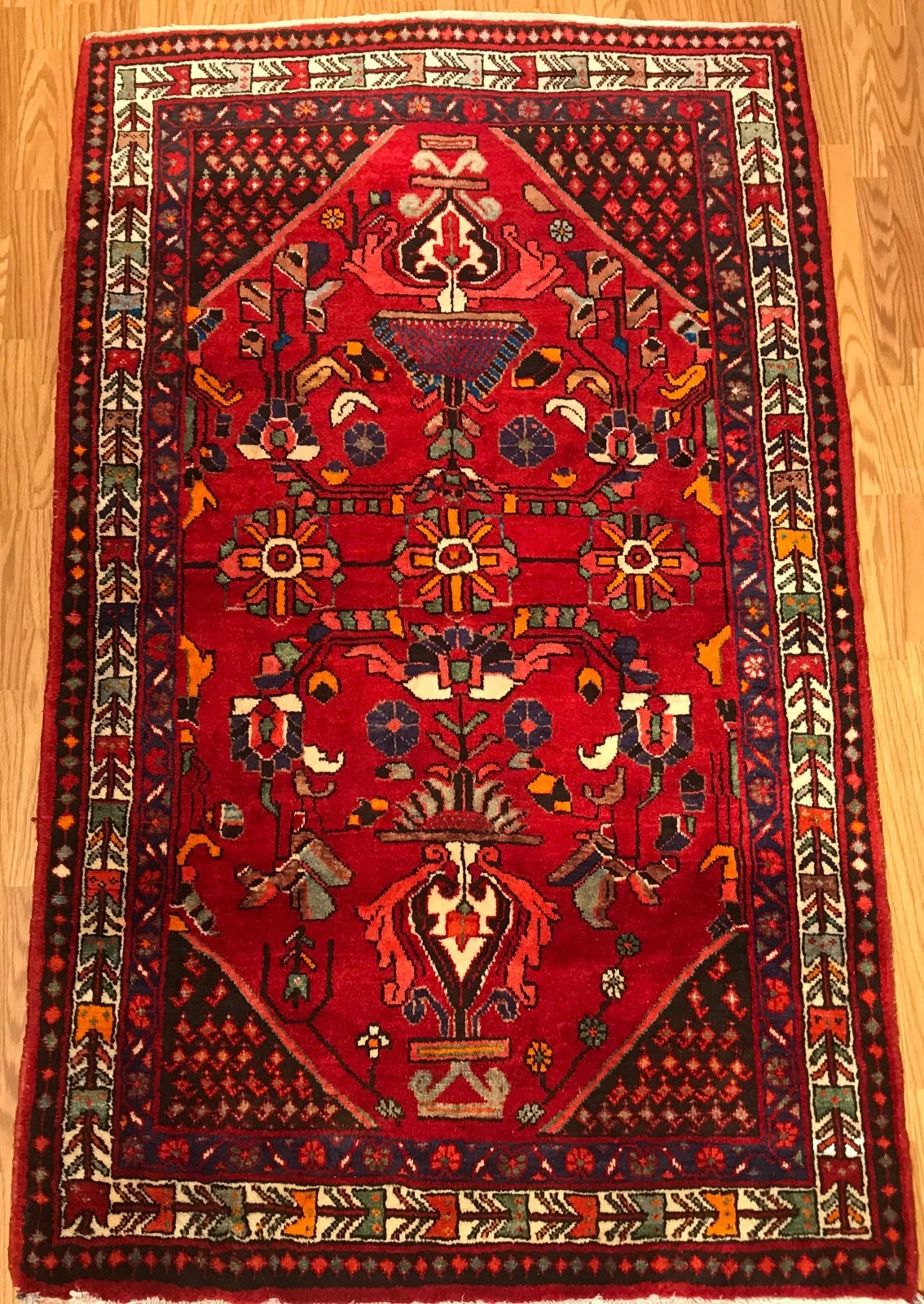5.1 x 6.7 Vintage Tribal Geometric Red 100% Wool Vegetable Dye