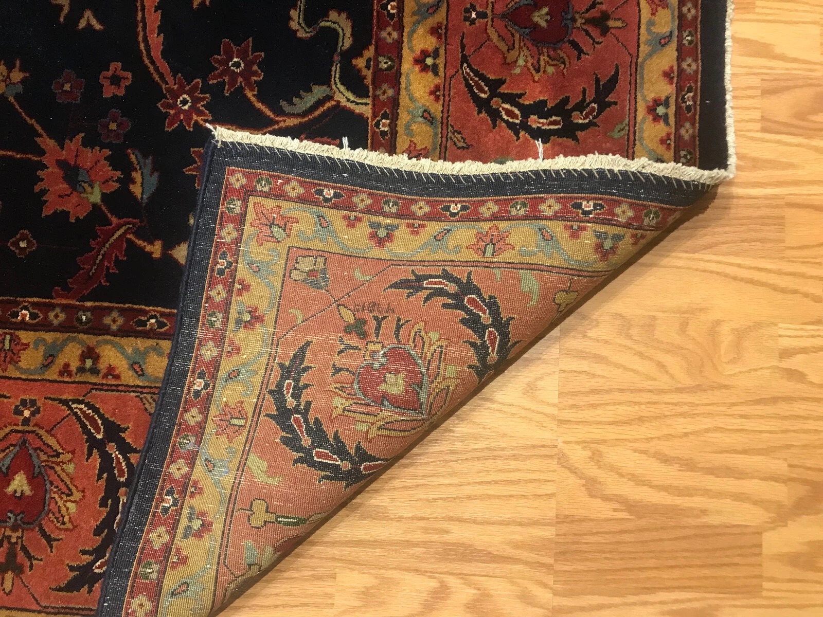 8 x 10 Hand Knotted 100% Wool Area Rug