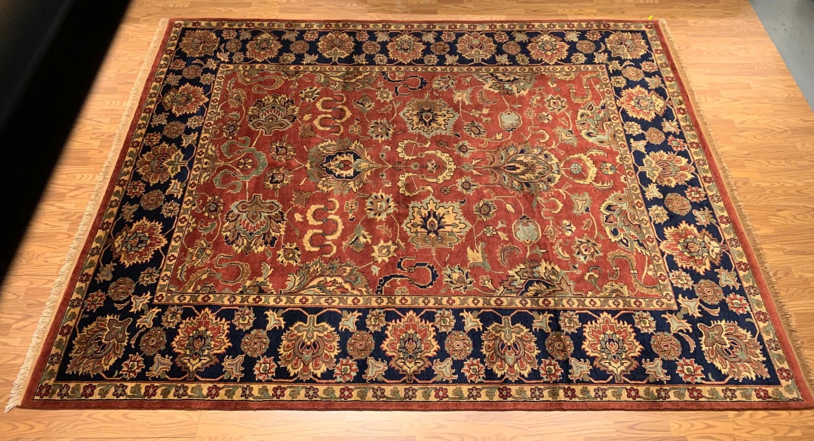 9 x 12 Hand Knotted 100% Wool Area Rug