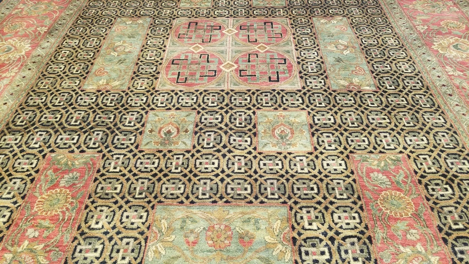 9 x 12 Very Beautiful Indo Agra All Over Wool Hand-Knotted Oriental Rug