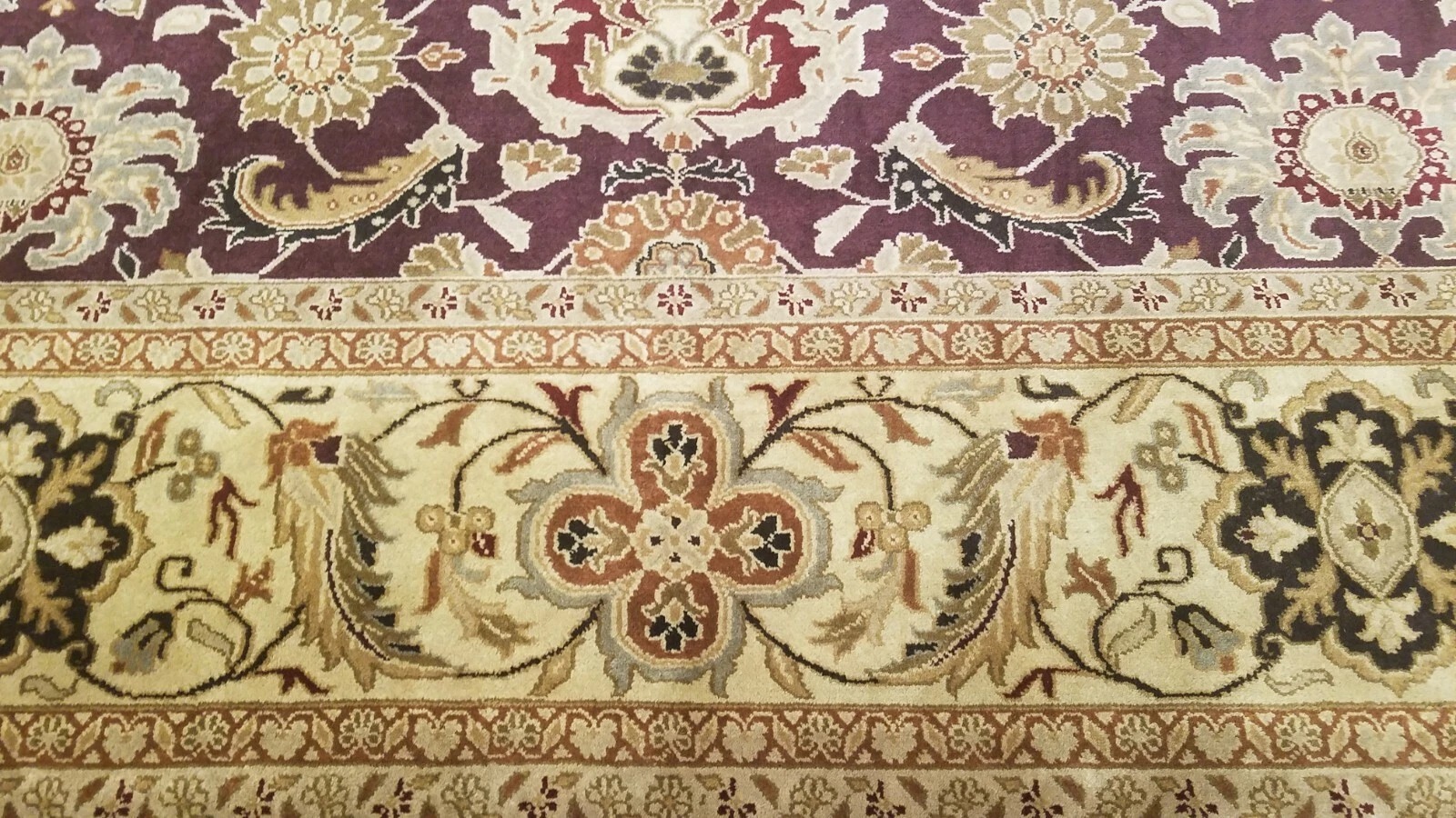 9 x 12 Eggplant Indo Agra All-Over Wool Hand-Knotted Oriental Rug