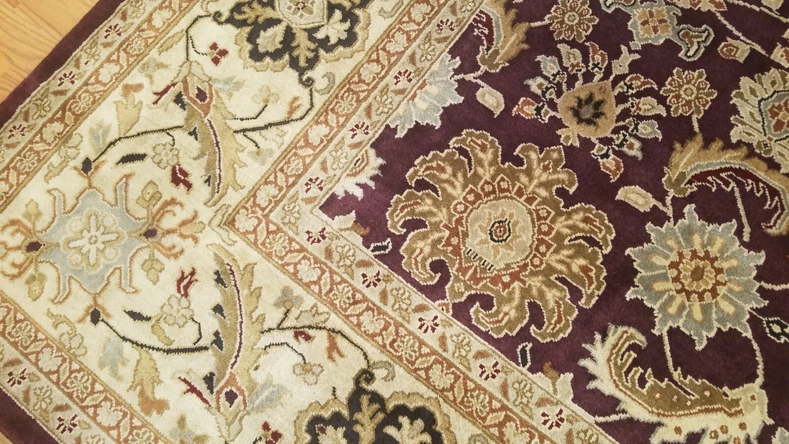 9 x 12 Eggplant Indo Agra All-Over Wool Hand-Knotted Oriental Rug