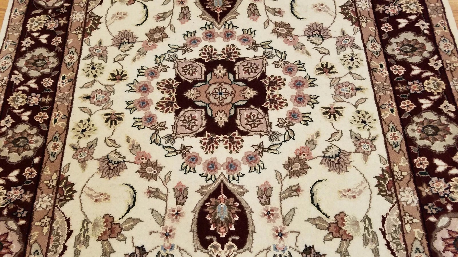 3 x 5 Ivory Burgundy Wool & Silk Hand Knotted Area rug