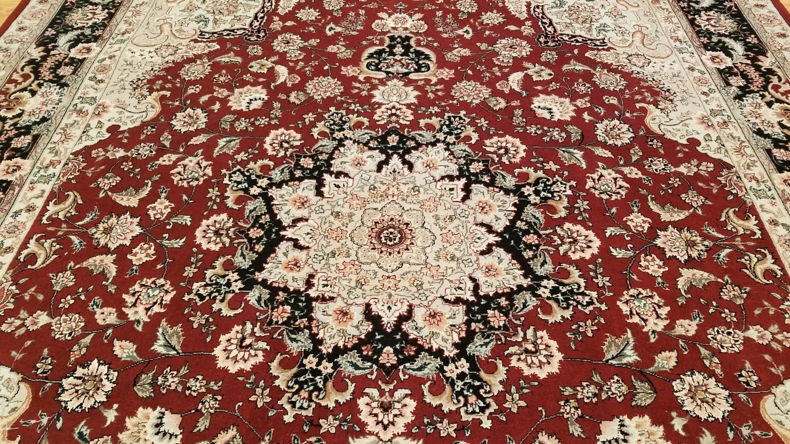 8 x 10 Red & Black Wool & Silk Hand Knotted Oriental Rug