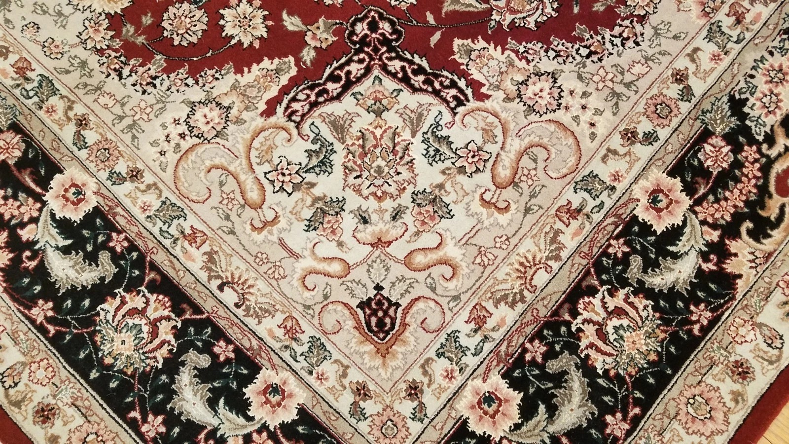 8 x 10 Red & Black Wool & Silk Hand Knotted Oriental Rug