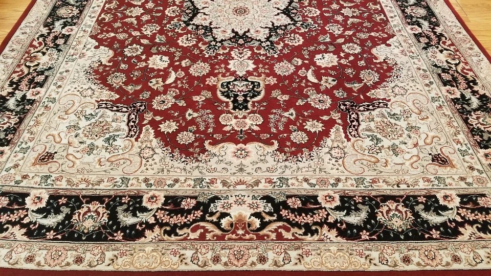 8 x 10 Red & Black Wool & Silk Hand Knotted Oriental Rug