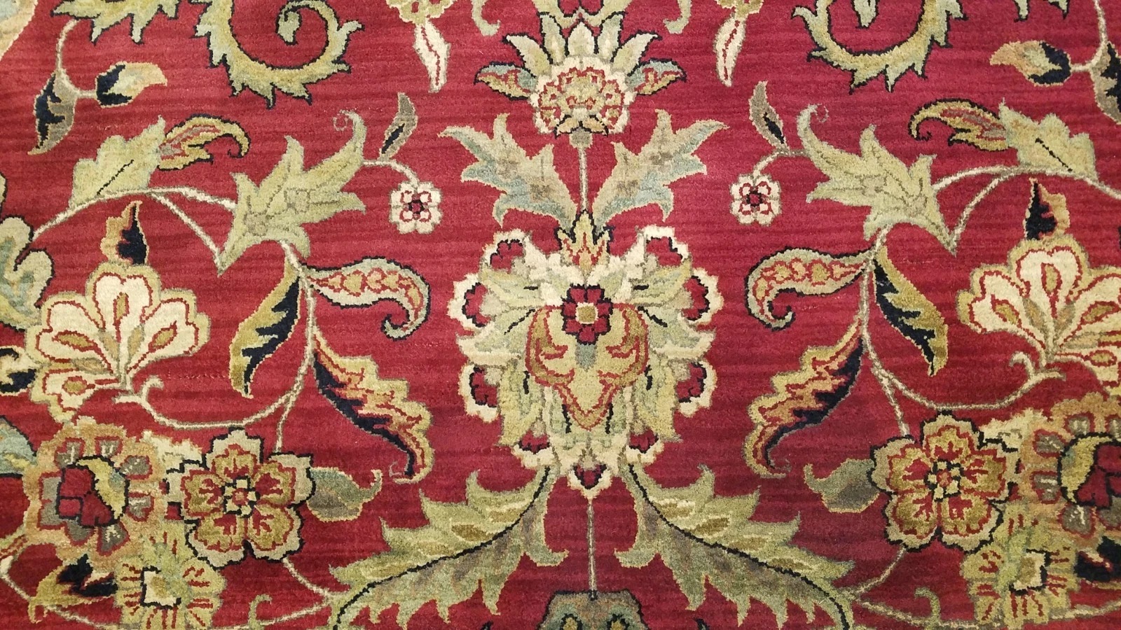 8 x 10 Indo Agra Hand spawned Wool Hand Knotted Oriental Rug