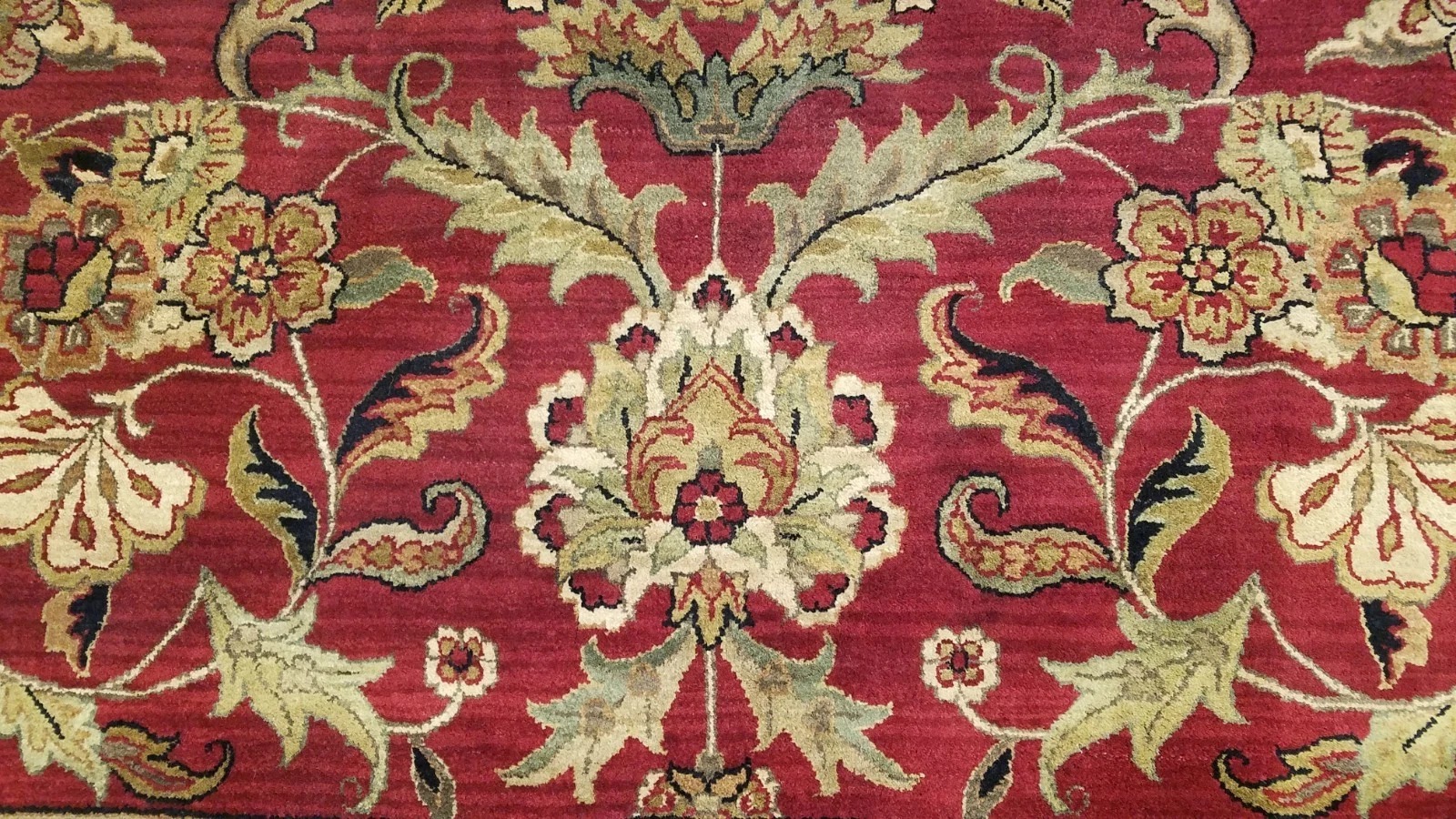 8 x 10 Indo Agra Hand spawned Wool Hand Knotted Oriental Rug
