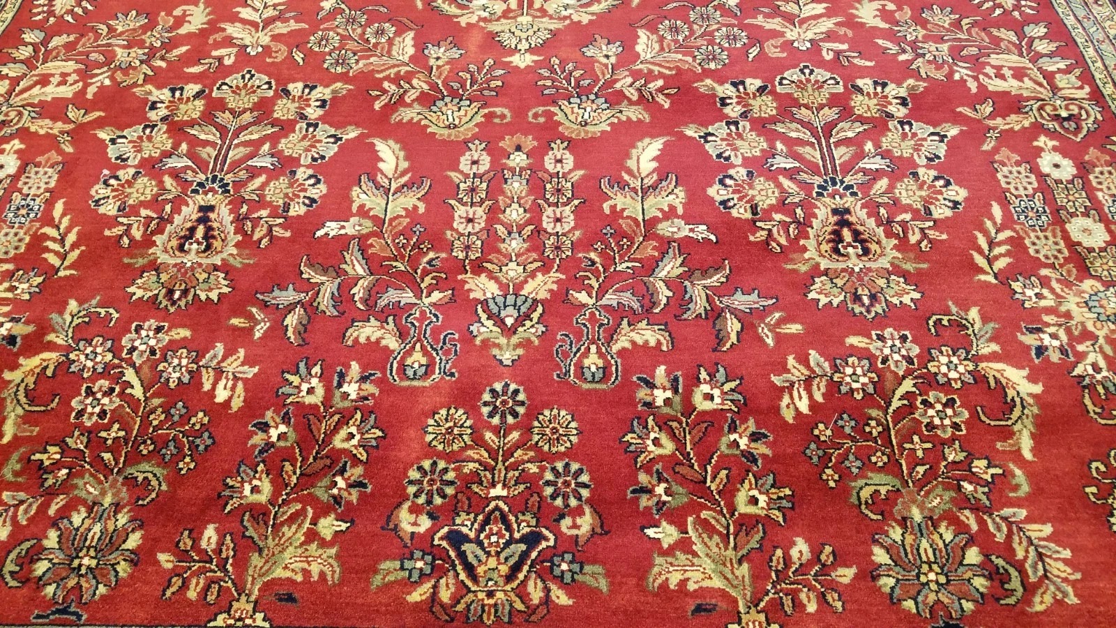 8 x 10 Stunning Beautiful fine Quality Indo Sarouk Hand Knotted Wool Rug