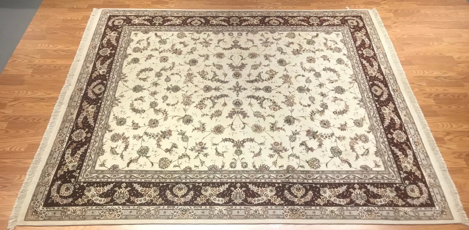 8 x 10 Hand Knotted Wool & Silk Area Rug