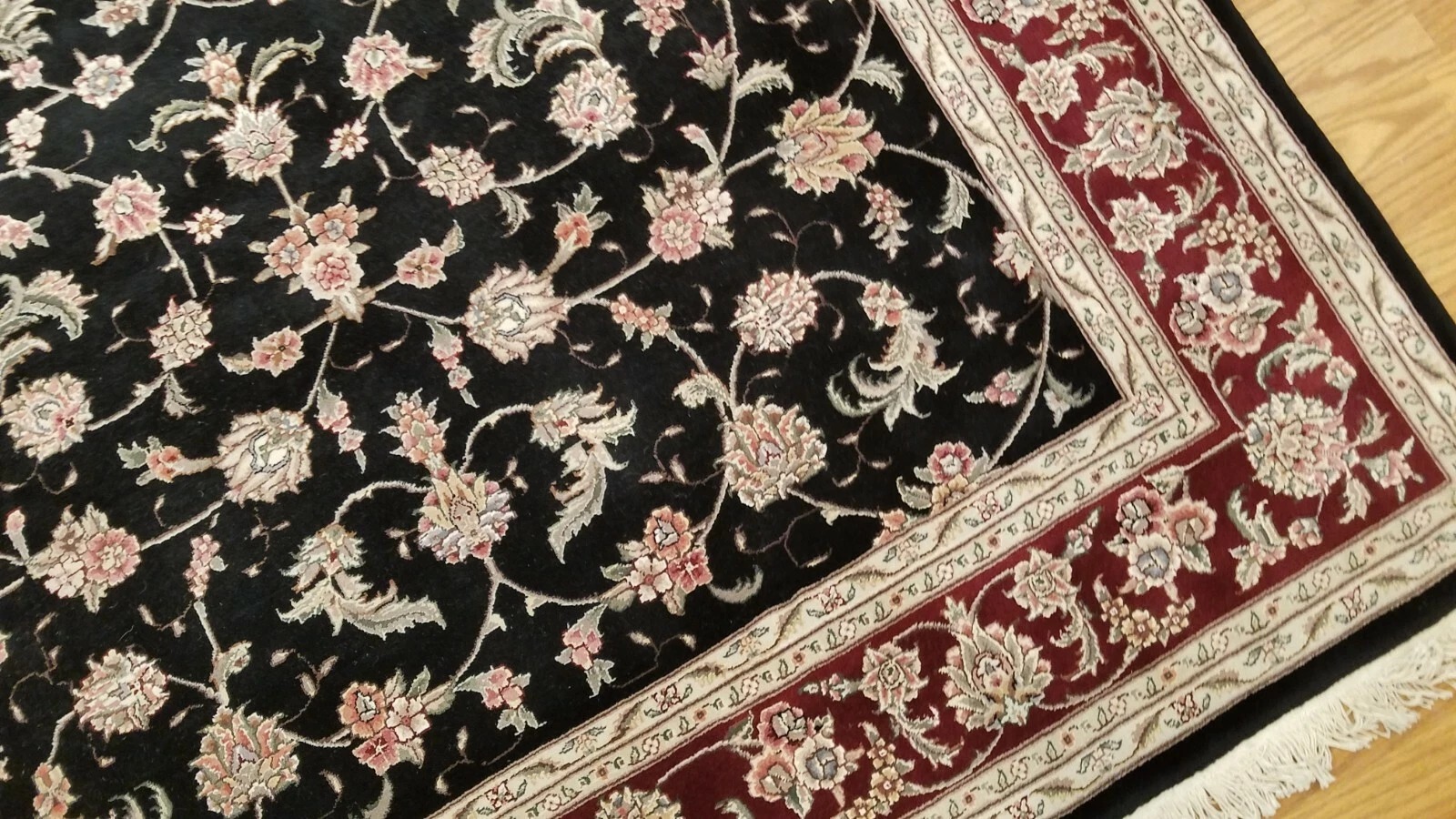 6 x 9 Very Fine Black & Red Wool & Silk Hand Knotted Oriental Area rug