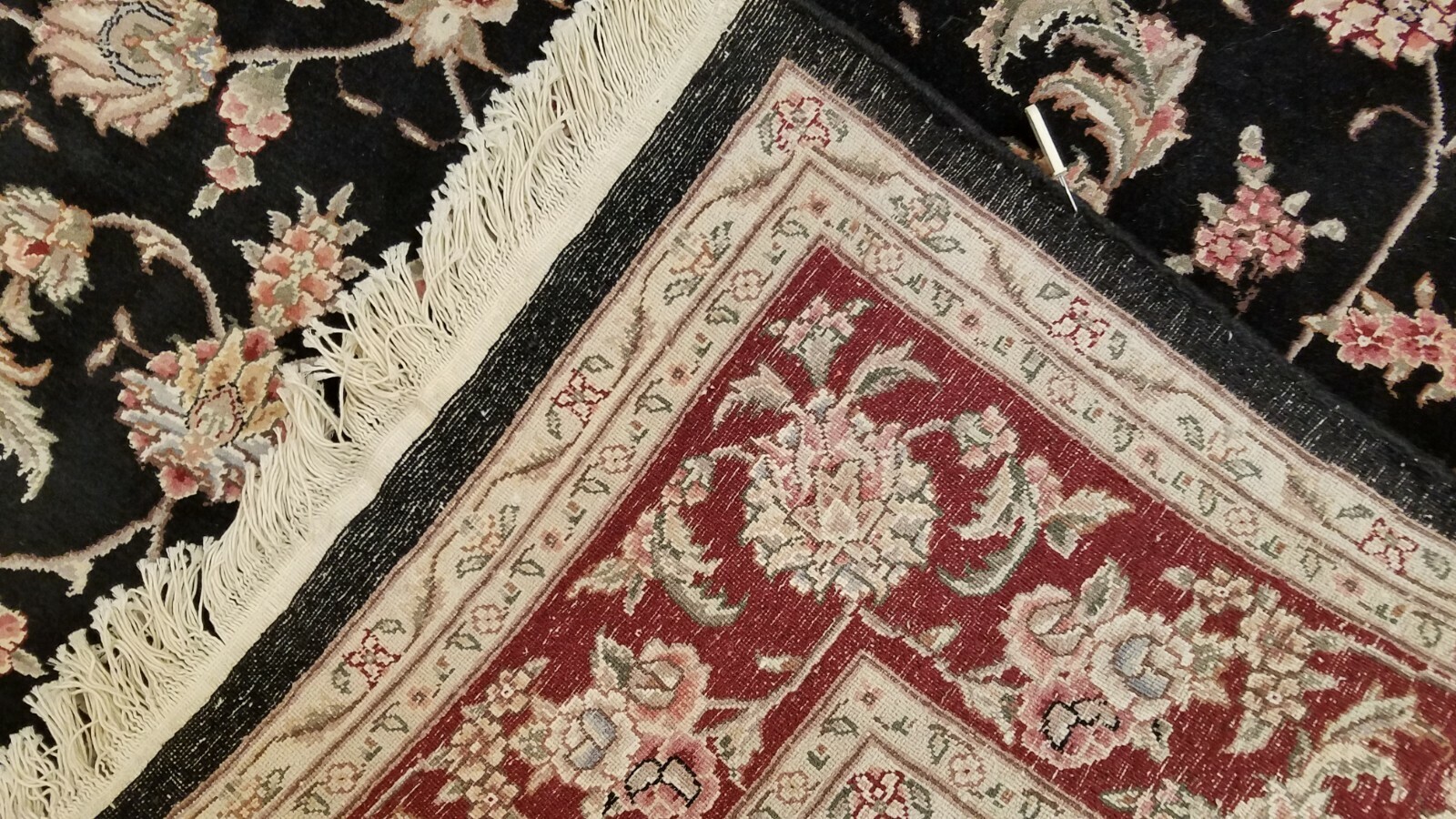 6 x 9 Very Fine Black & Red Wool & Silk Hand Knotted Oriental Area rug