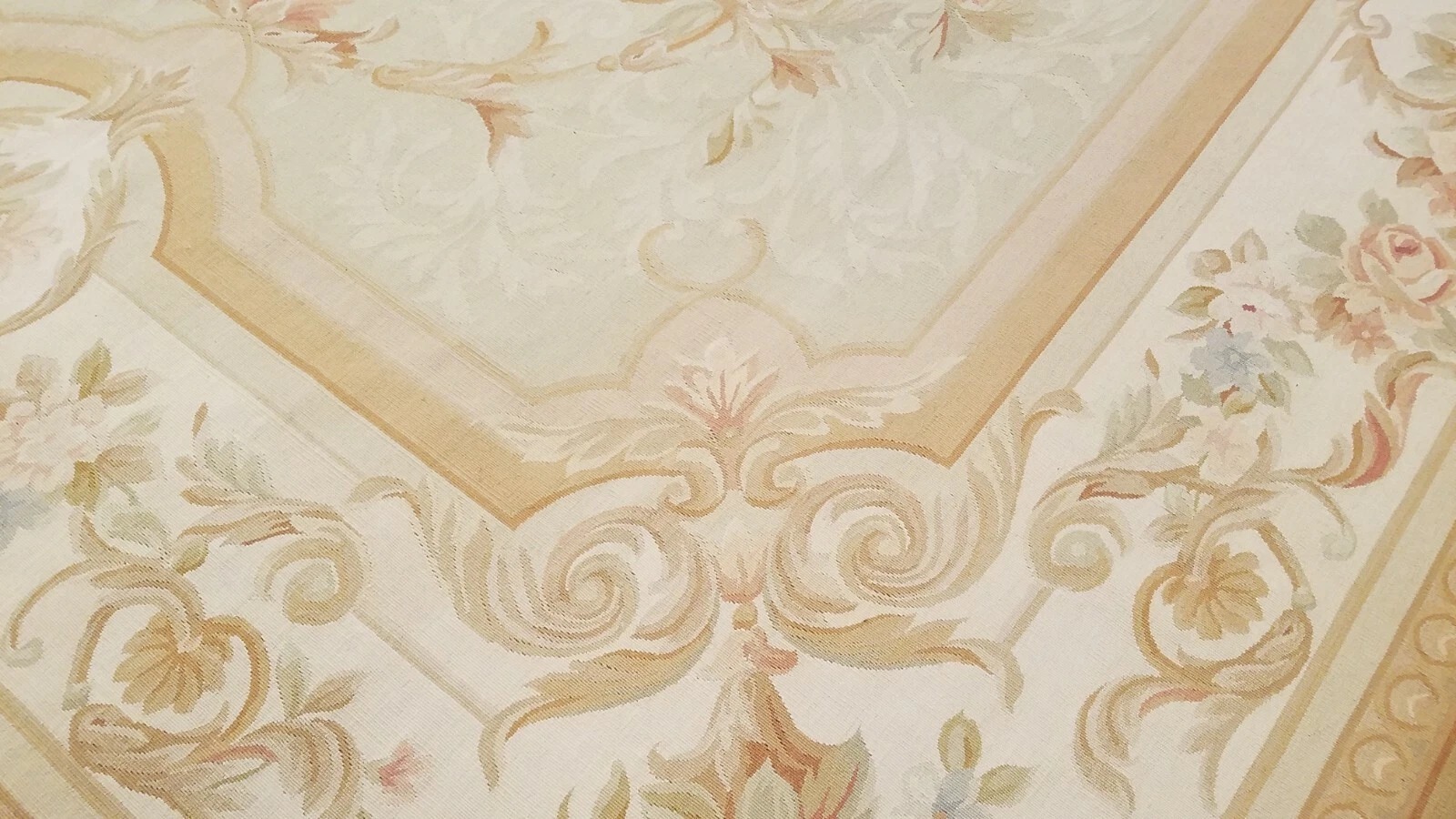 9 x 12 Hand woven French Aubusson Tapestry 100% wool Area rug