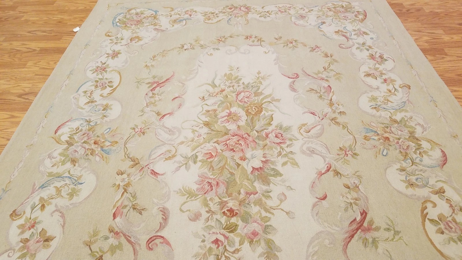 6 x 9 Hand woven French Aubusson Weave 100% wool Area rug