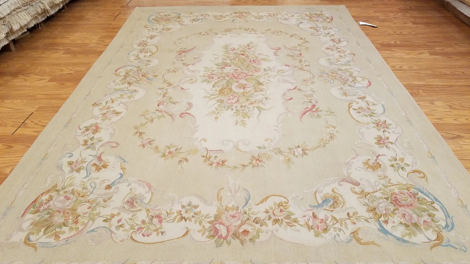 6 x 9 Hand woven French Aubusson Weave 100% wool Area rug EB334857052216 Montaage