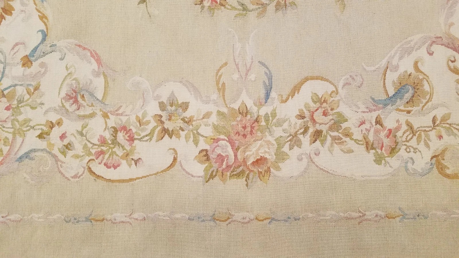 6 x 9 Hand woven French Aubusson Weave 100% wool Area rug