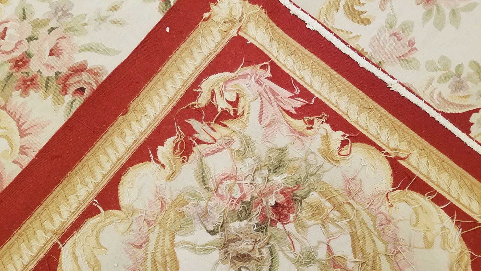 9 x 12 Hand woven French Aubusson Weave 100% wool Area rug