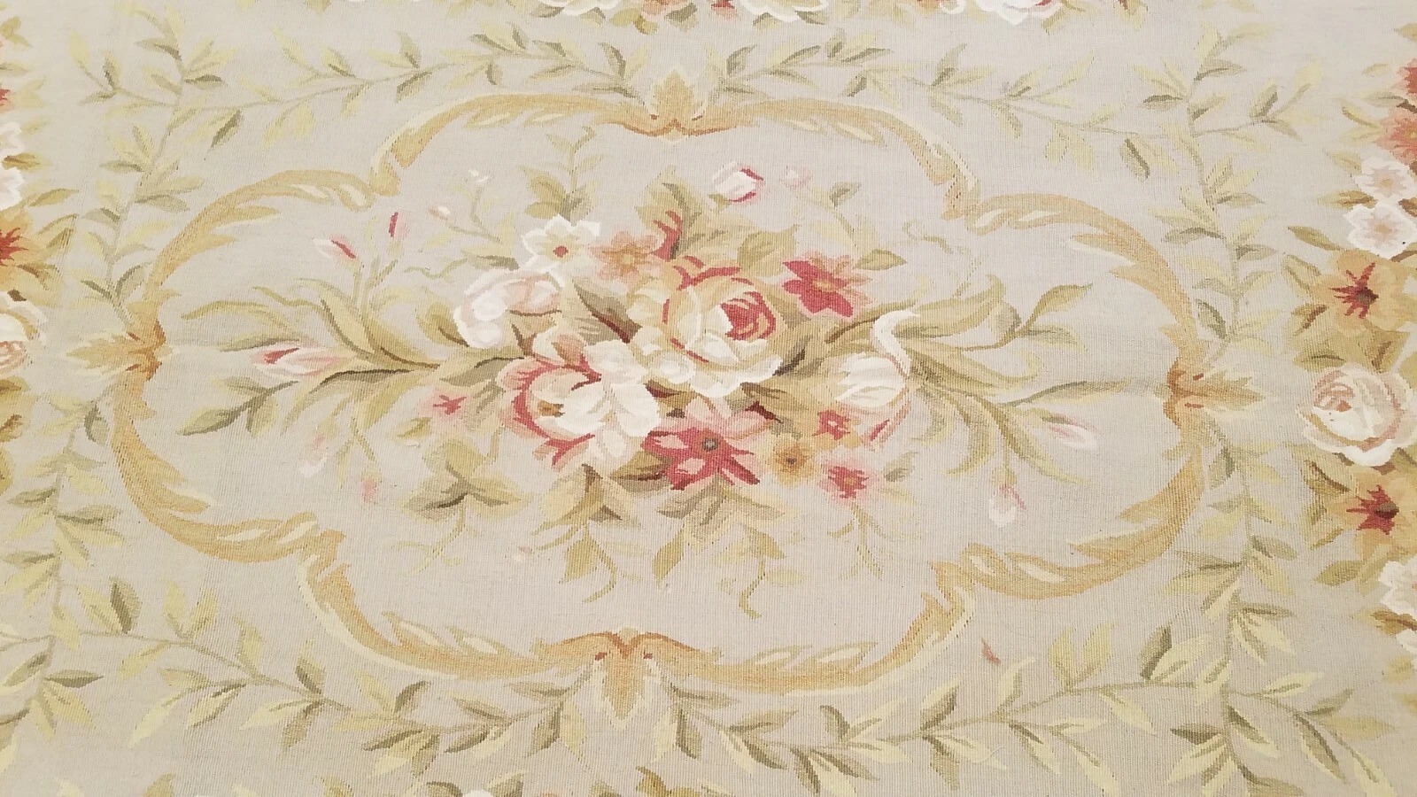 12' x 16' Hand woven French Aubusson Weave 100% wool Area rug