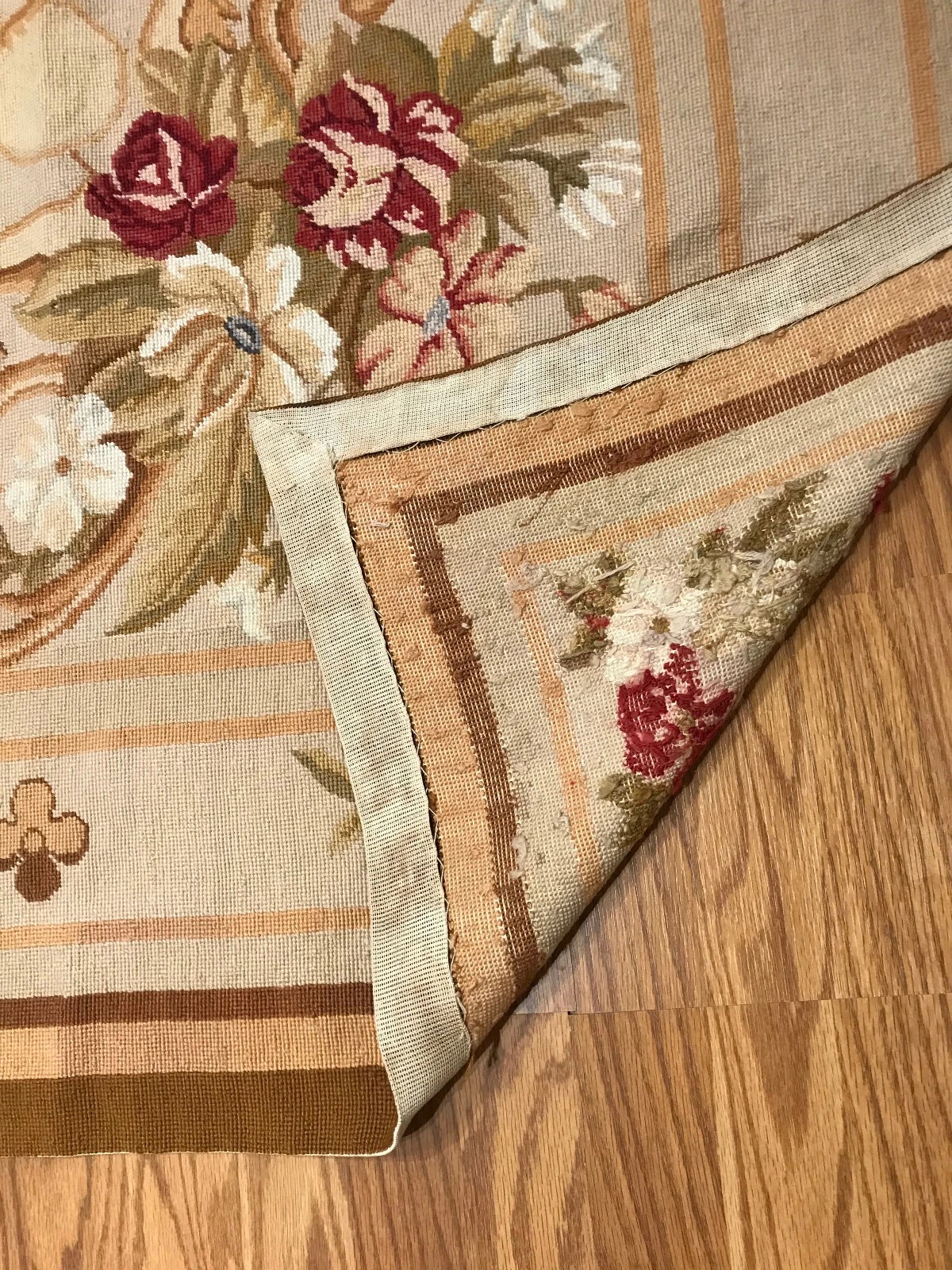 9 x 12 Needle Point 100% Wool Hand Knotted Area Rug