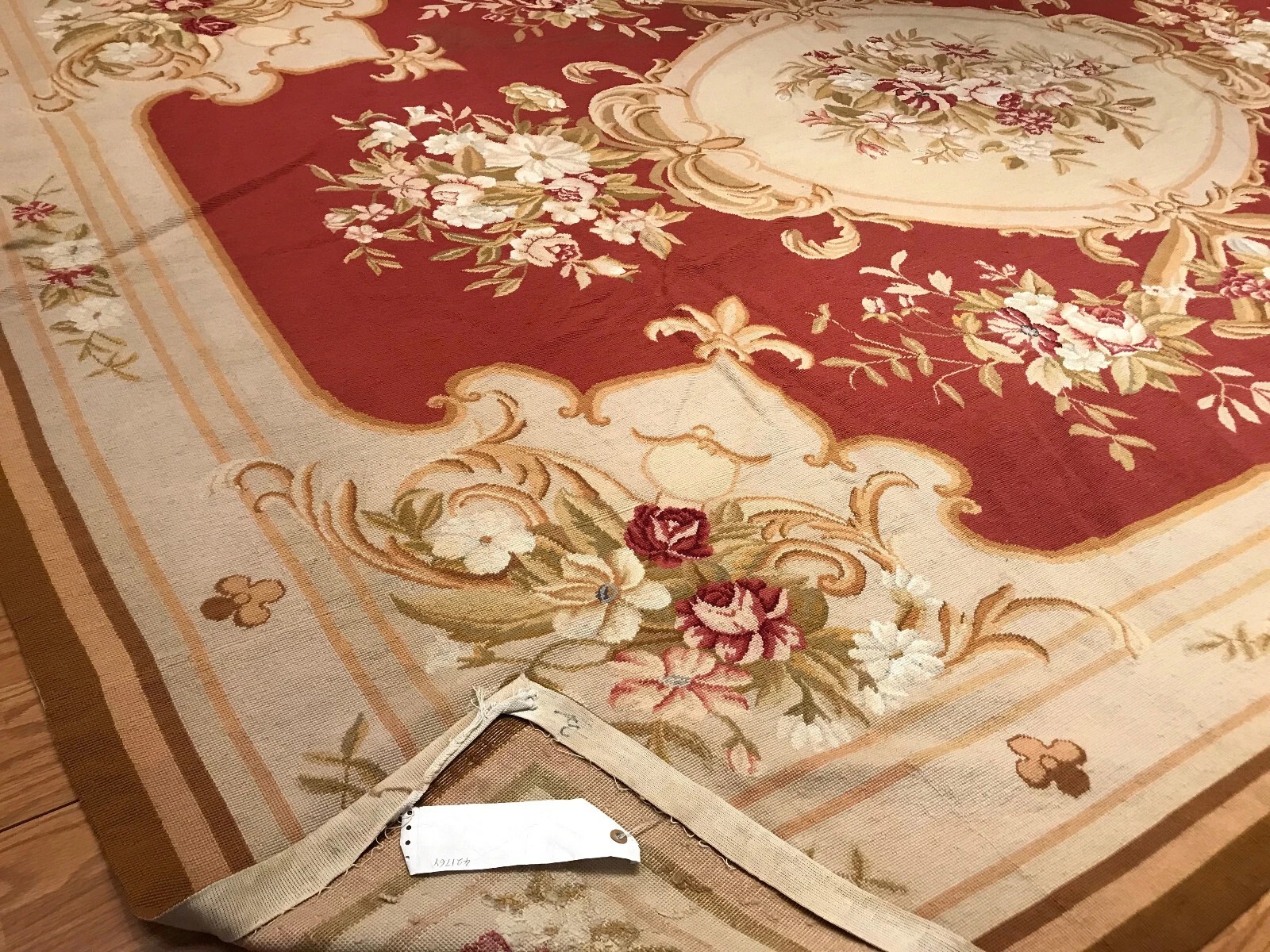 9 x 12 Needle Point 100% Wool Hand Knotted Area Rug