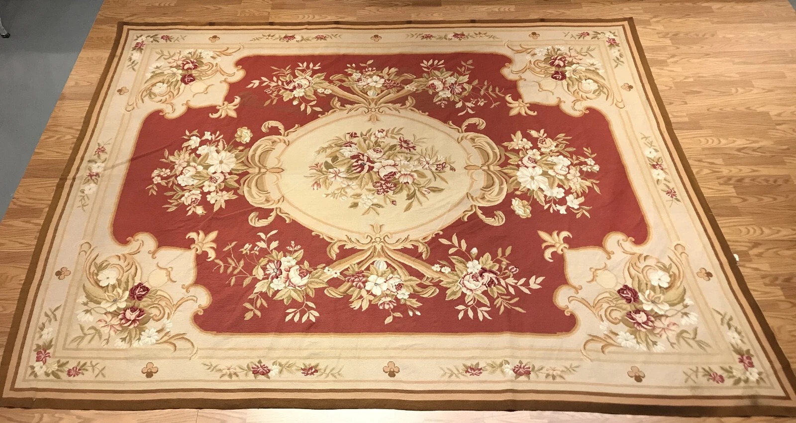 9 x 12 Needle Point 100% Wool Hand Knotted Area Rug
