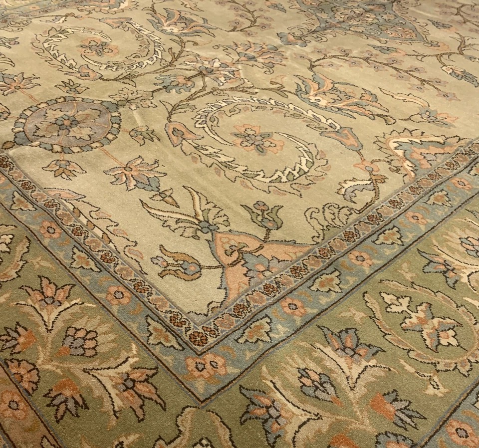 9.2 x 13.3 FineTurkish Ushack Hand knotted Wool
