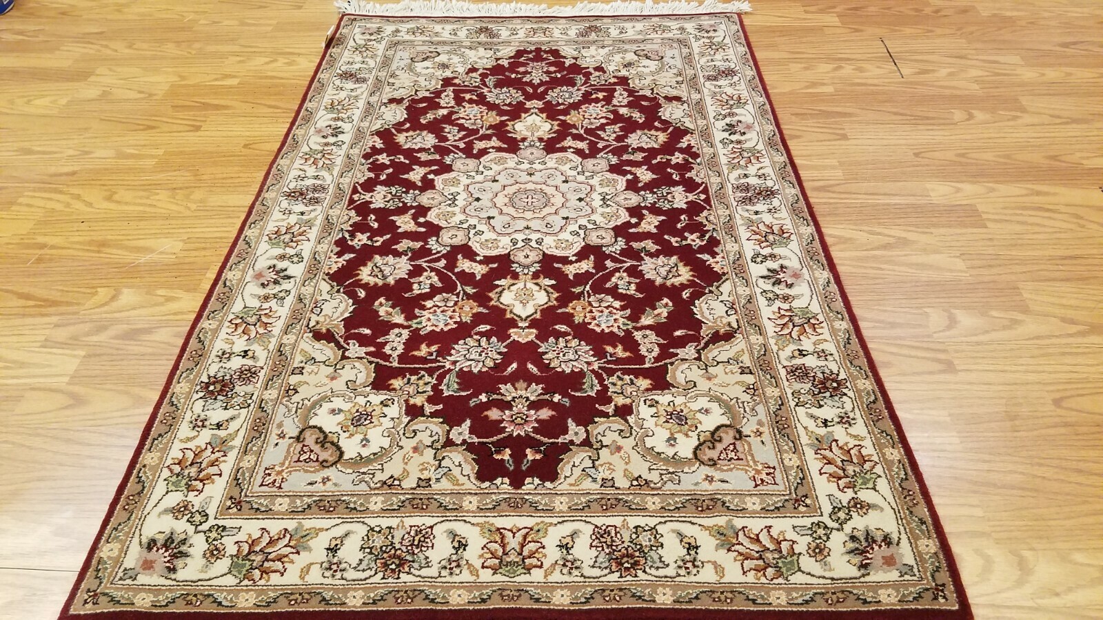 3 x 5 Fine Quality Sino Wool & Silk Hand Knotted Oriental Rug