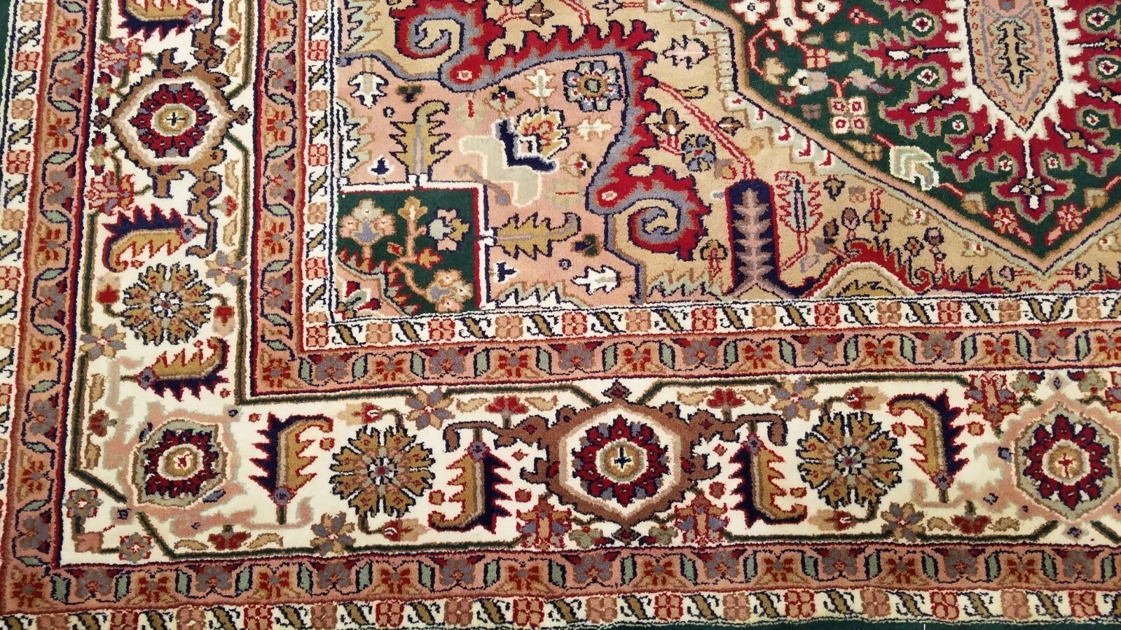8 x 10 Green Indo Hand Knotted Wool Oriental Rug