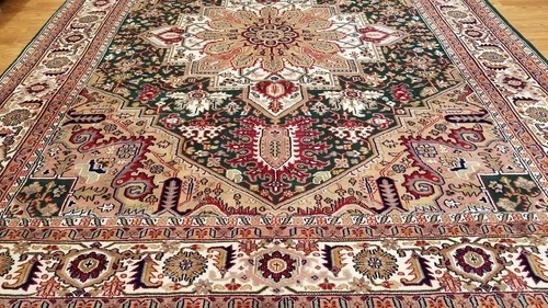 8 x 10 Green Indo Hand Knotted Wool Oriental Rug