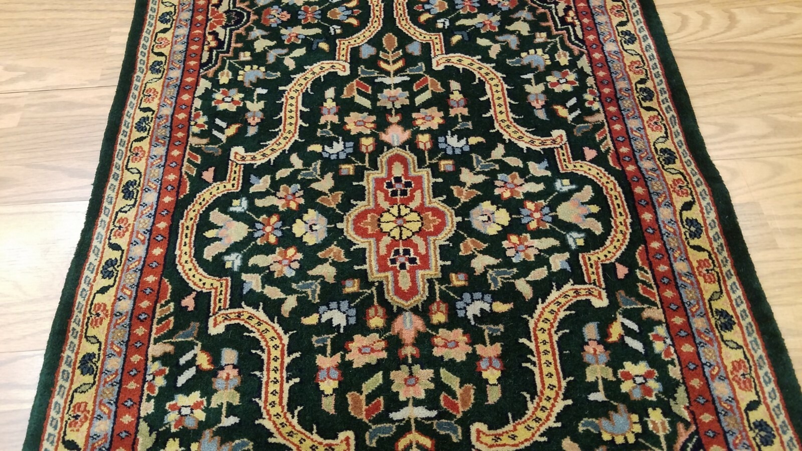 2.6 x 10 Emerald Green Indo Hand Knotted Wool Oriental rug