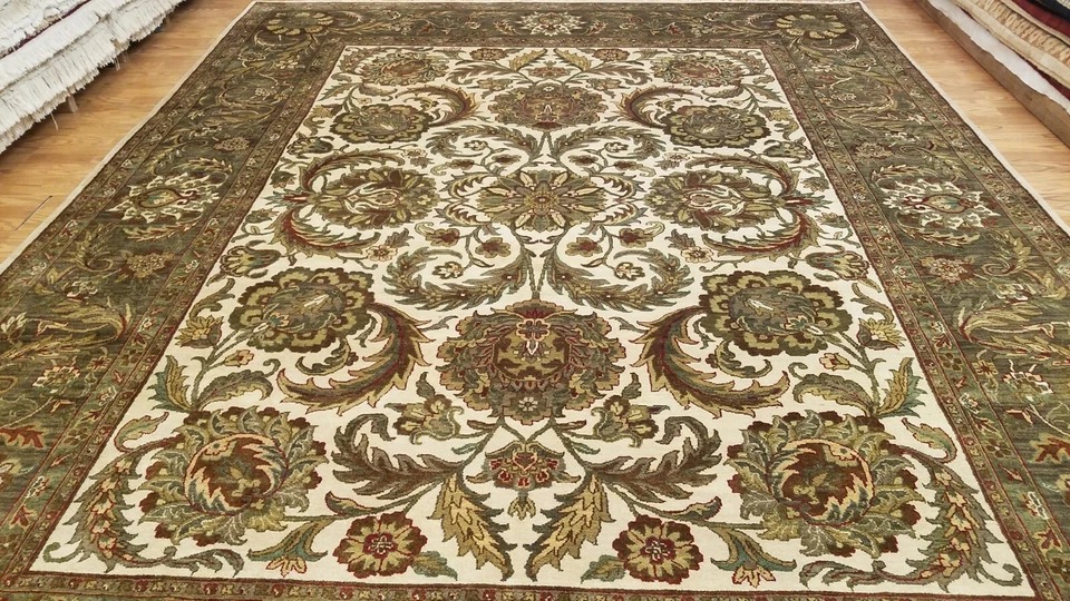 9 x 12 Ivory & Sage & Olive Green Agra All-Over Wool Hand-Knotted Oriental Rug 491919 Montaage Inc.