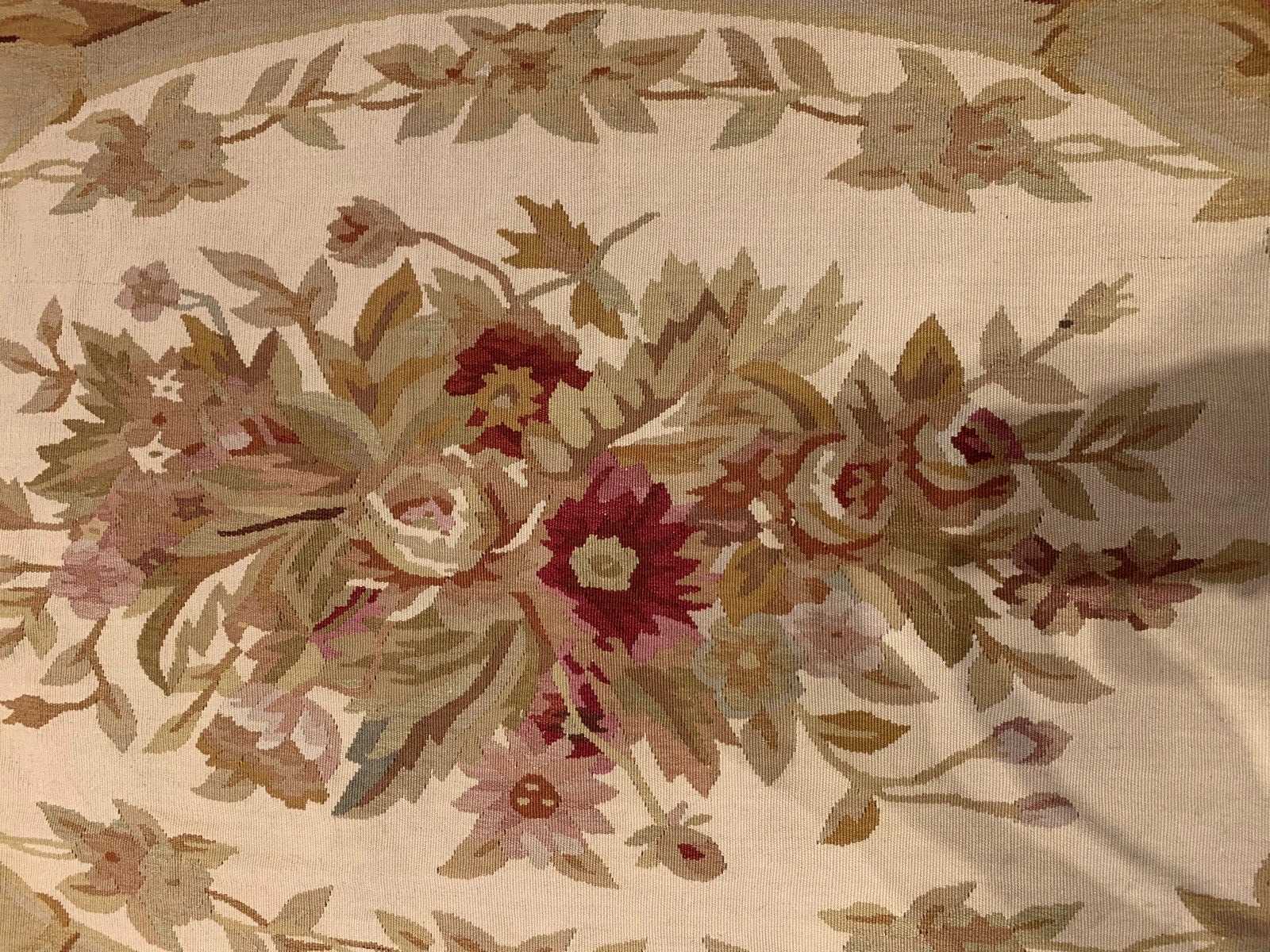 8 x 10 Aubusson Weave 100% Wool Hand Knotted Area Rug