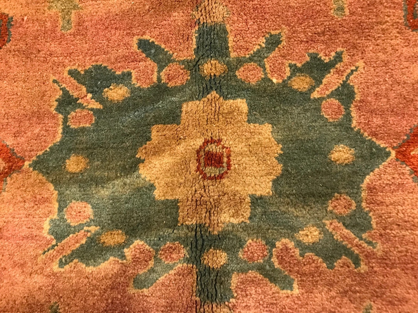 8 X 10 Hand Knotted 100% Wool Area Rug