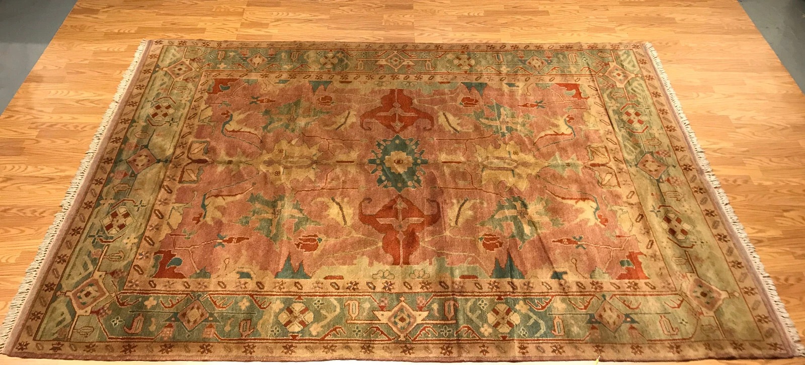 8 X 10 Hand Knotted 100% Wool Area Rug