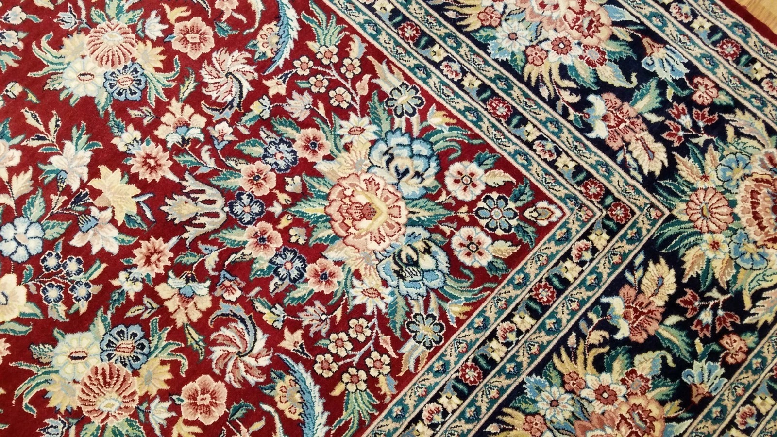 8 x 10 Fine Quality Red & Navy Sarough Wool Hand Knotted Oriental Rug