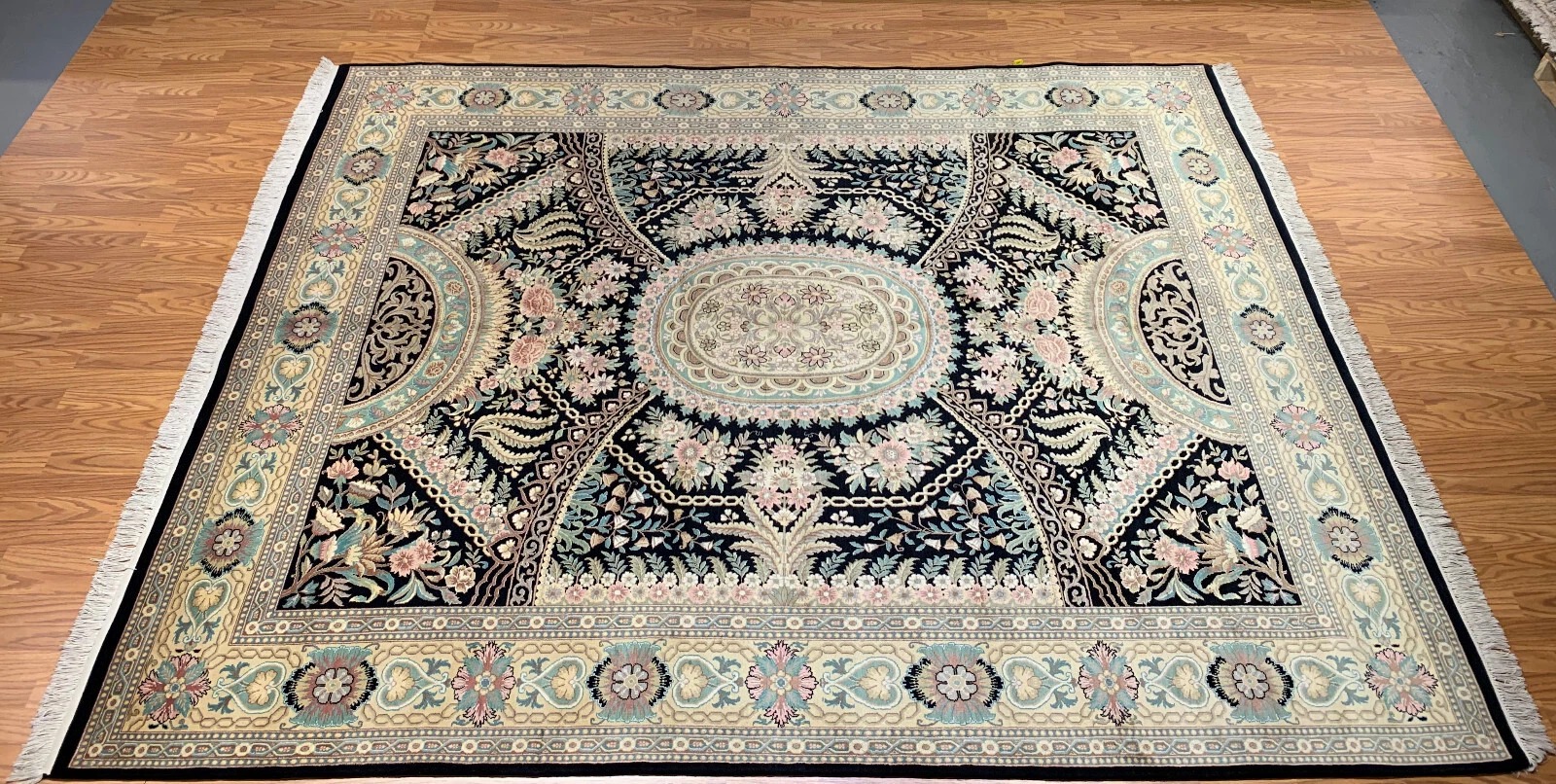 8 x 10 New Hand Knotted 100% Wool Area Rug