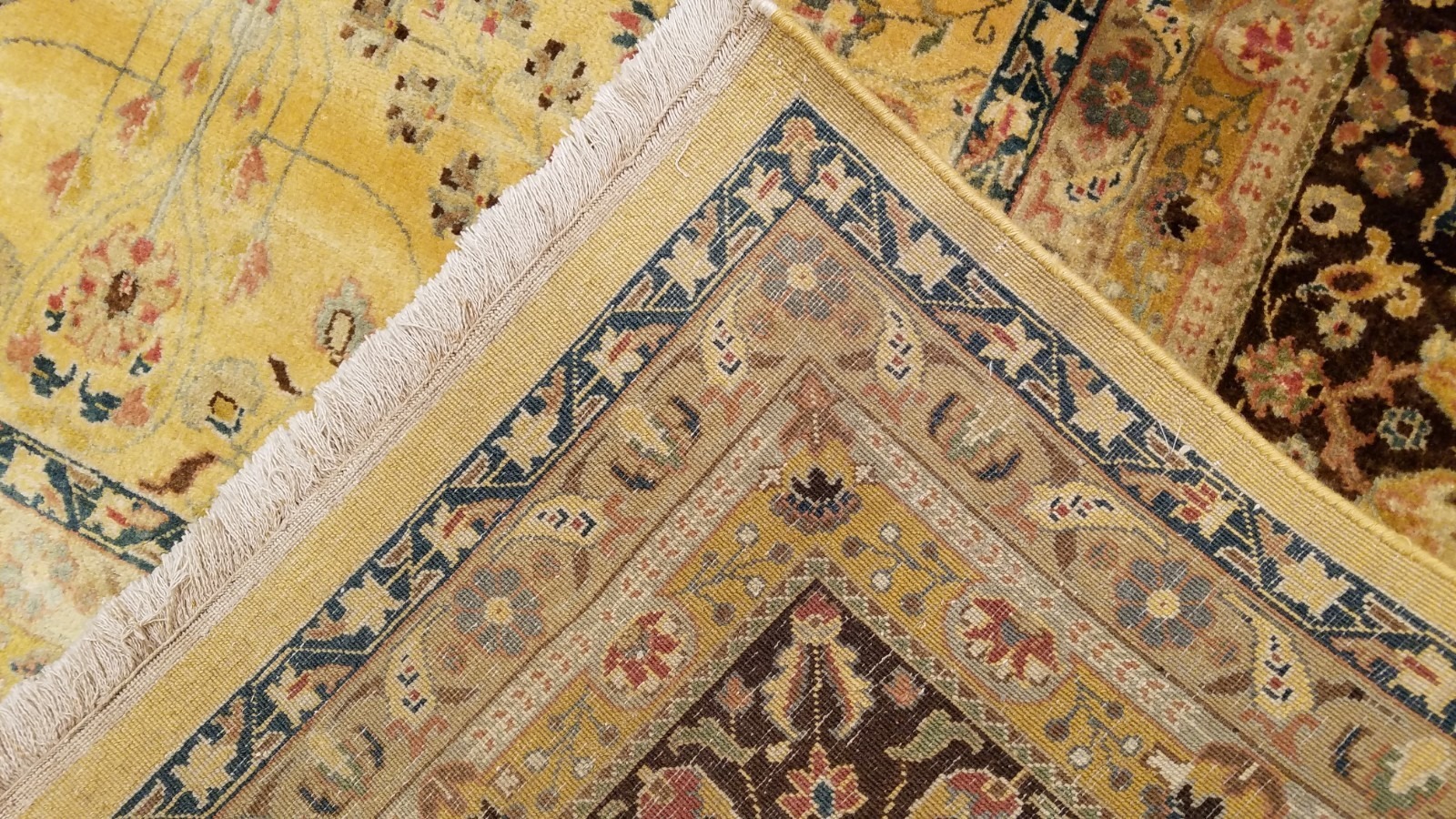 8 x 10 Fine Quality Gold & Chocolate Indo Sarouk Hand Knotted Wool Rug