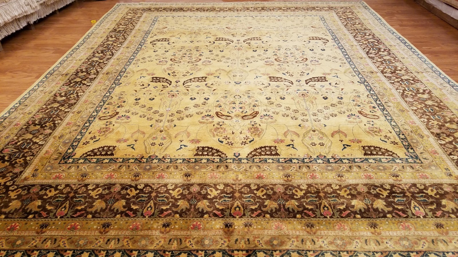 8 x 10 Fine Quality Gold & Chocolate Indo Sarouk Hand Knotted Wool Rug