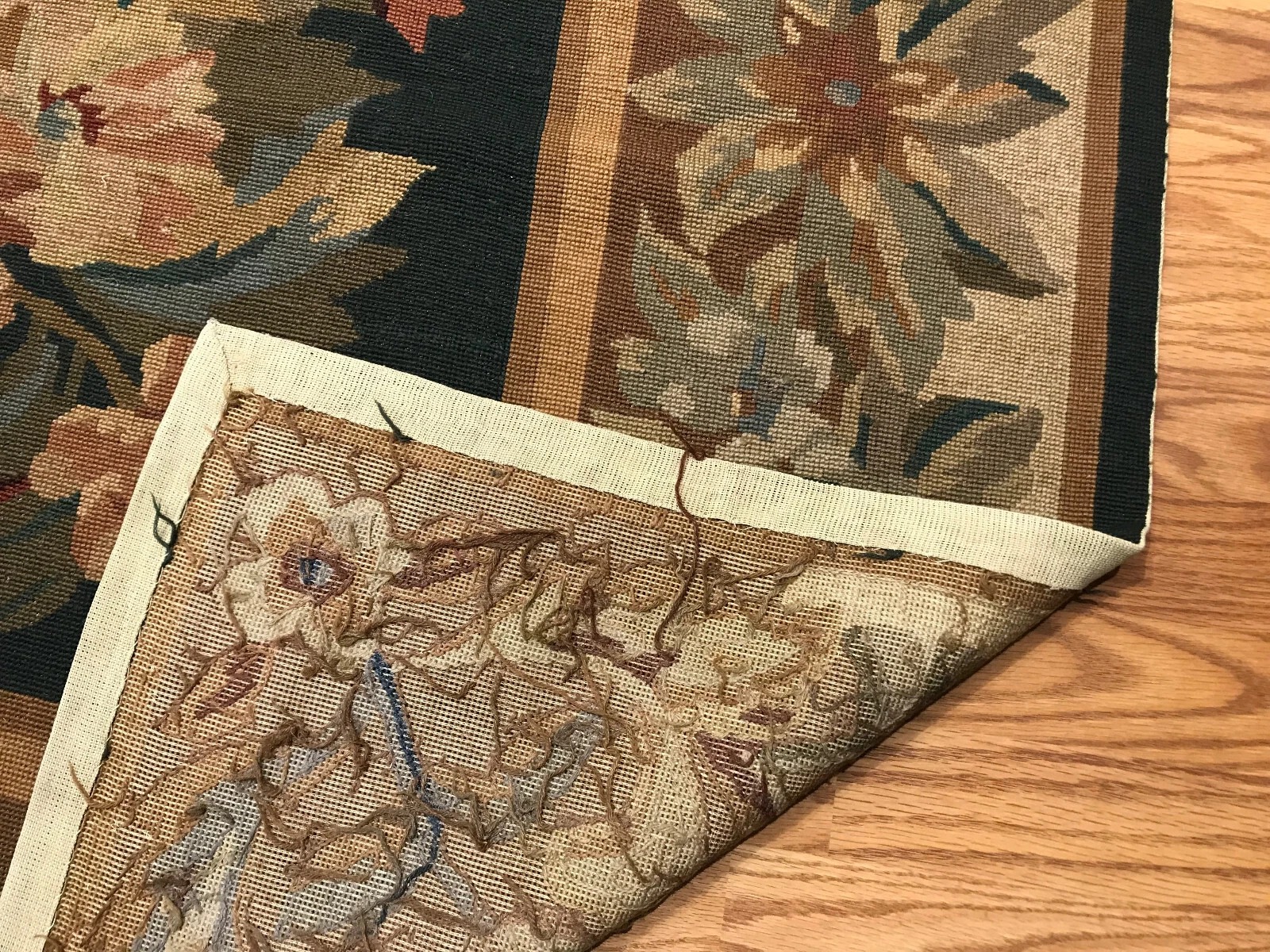 9 x 12 Needle Point 100% Wool Hand Knotted Area Rug